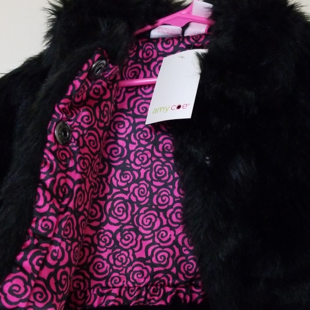 Fur - Picture 2 of 3